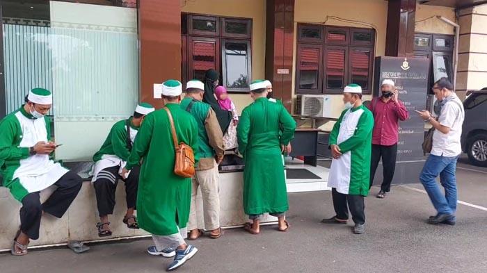 Hari Ini, Belasan Anggota Khilafatul Muslimin di Surabaya Diperiksa di Mapolda Jatim