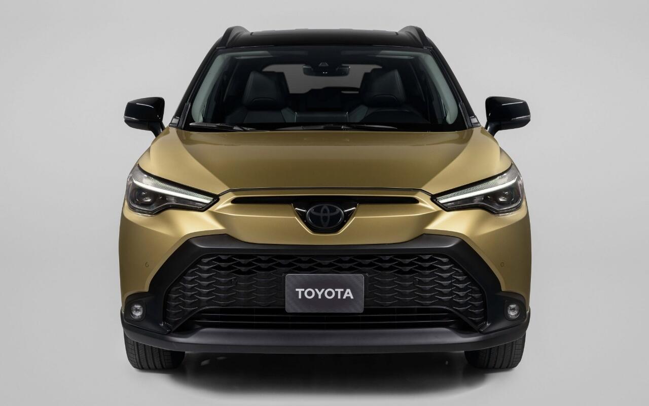 Corolla Cross hybrid 2023 model baru untuk mencapai kinerja berkualitas tinggi.