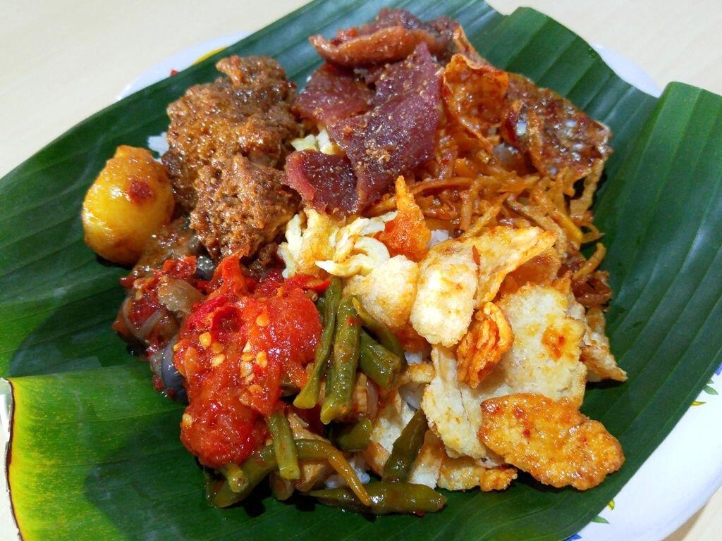 Nasi Uduk Aceh Sediakan Lauk Olahan Babi, Pegiat Kuliner: Padahal Identik Keislaman