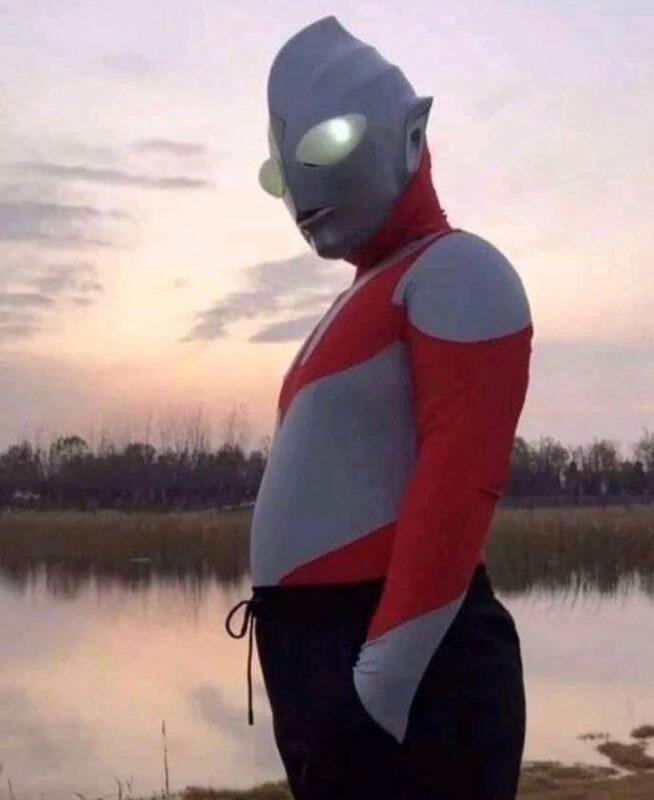 Kelakuan Kocak Mas ULTRAMAN Versi Warga +62