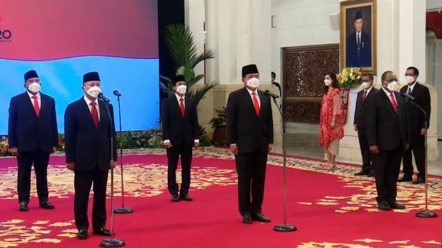 Reshuffle Rabu Pahing ‘Pembunuh’ Ganjar dan Anies