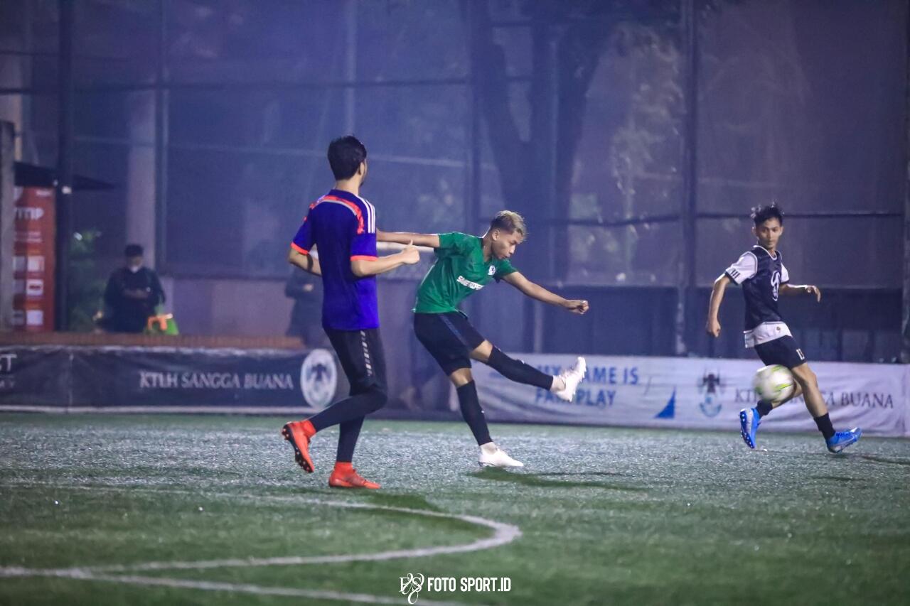 Mini Soccer Pertama Kali Lahir Untuk Anak - Anak