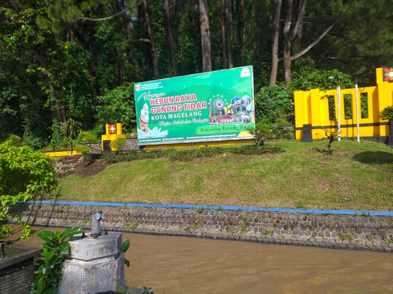 Gunung Tidar Magelang, Petilasan Atau Pemakaman?