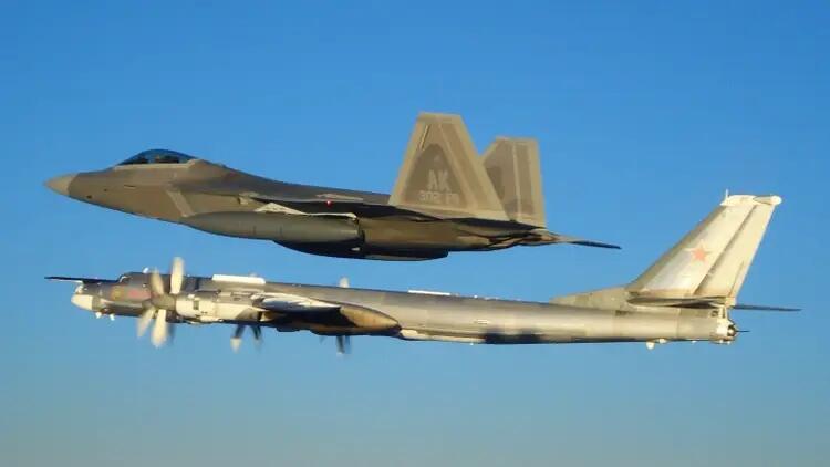 Anggota Kongres AS Memblokir Rencana US Air Force Untuk Memensiunkan F-22 Raptor