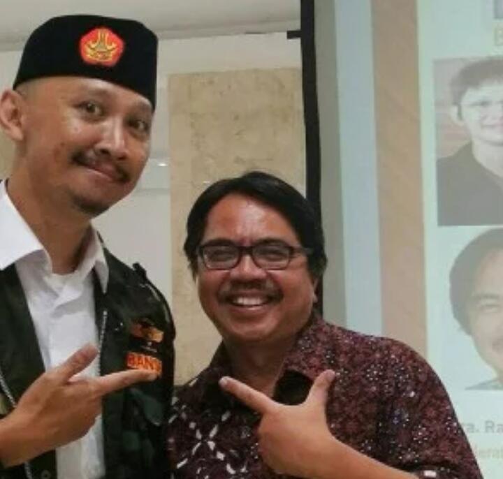 Bang Masinton & Bu Megawati, Ade Armando Senggol Kalian Nih Soal Ganjar: Semoga PDIP