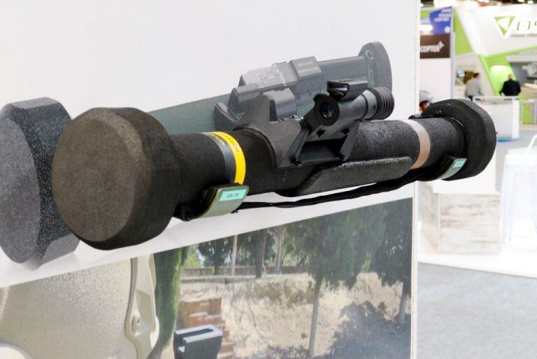 Instalaza CS70 - Senjata Anti Tank Terbaru yang Punya Bobot Lebih Ringan