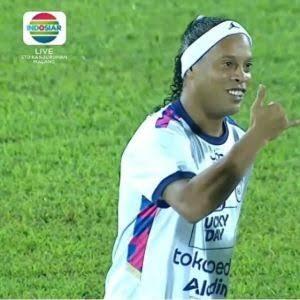 Ronaldinho Ke Indonesia Malah Dikasihani Netizen!