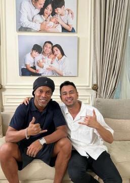 Ronaldinho Ke Indonesia Malah Dikasihani Netizen!