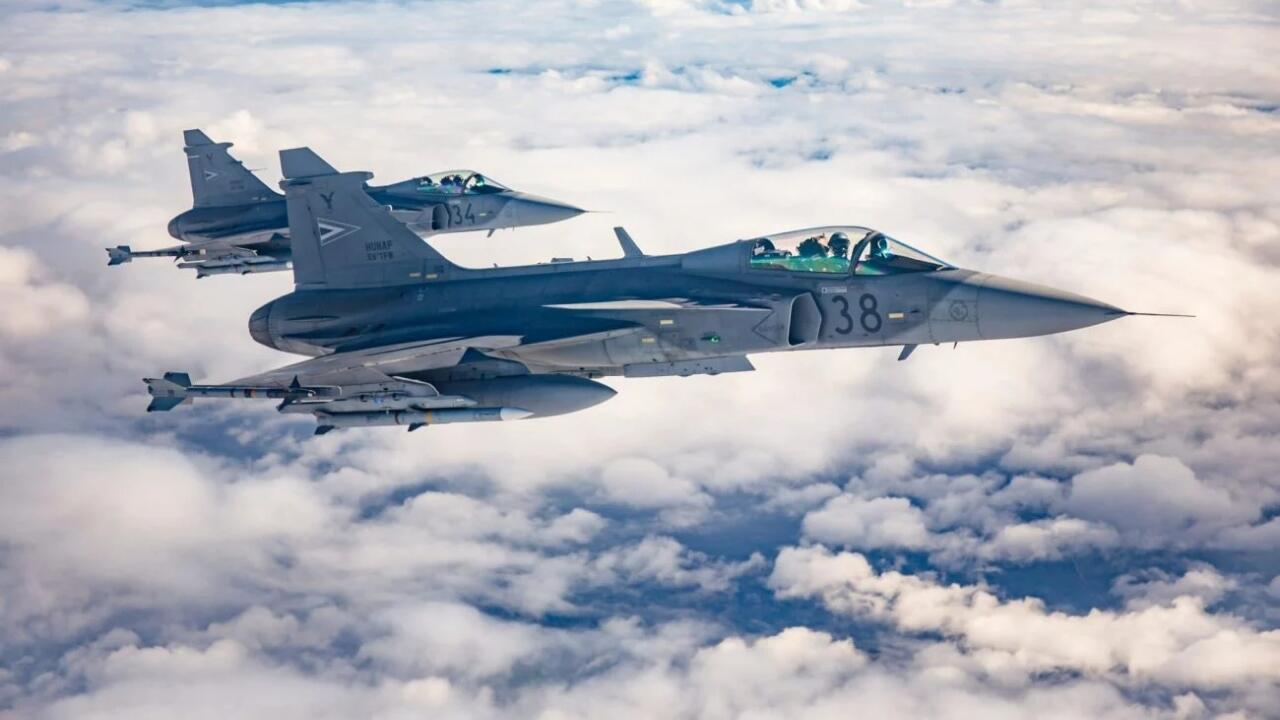Swedia Menawarkan Gratis 14 Pesawat Tempur Gripen ke Ceko, Ada Apa Gerangan ?