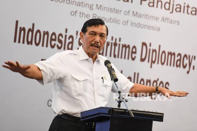 Luhut Sebut Aturan Vaksin Booster Jadi Syarat Bepergian Diterapkan Dua Minggu Lagi