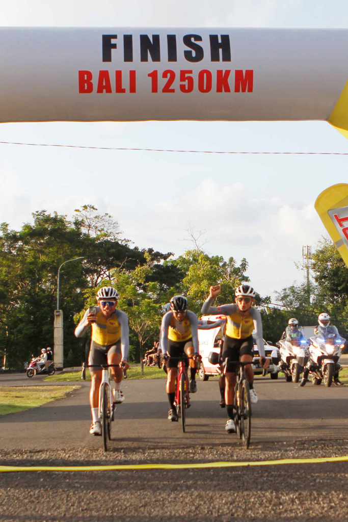Gowes Push The Limit Jakarta Bali 4 Hari Non Stop
