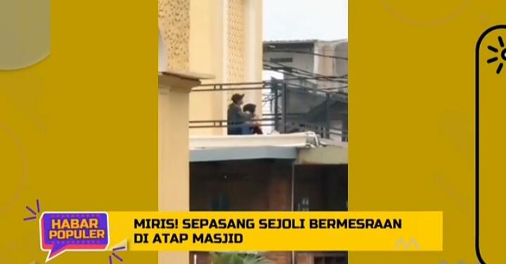 Seperti Tak Ada Tempat Lain, Dua Sejoli Ini Asyik Pelukan dan Pacaran di Atas Masjid 