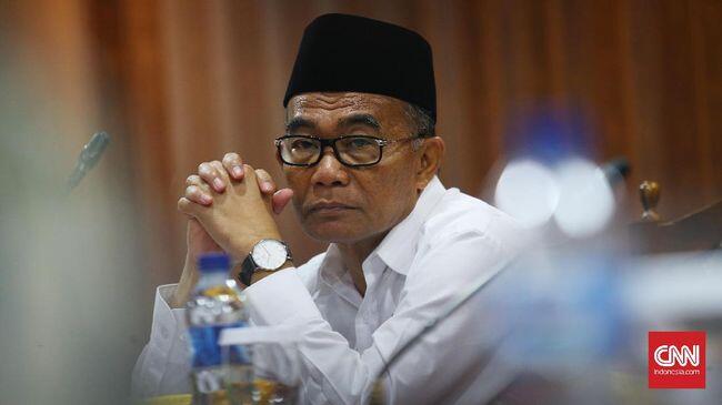 Muhadjir Batalkan Pencabutan Izin Pesantren Shiddiqiyyah di Jombang