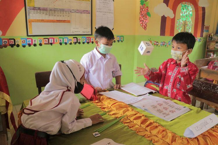 Tidak Dibatalkan! Penerapan Kurikulum Merdeka Tetap Sesuai Rencana