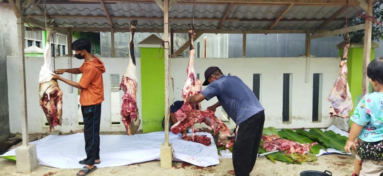 Viral Pemuda Diabaikan Panitia Saat Pembagian Daging Qurban, Krisis Akhlak!
