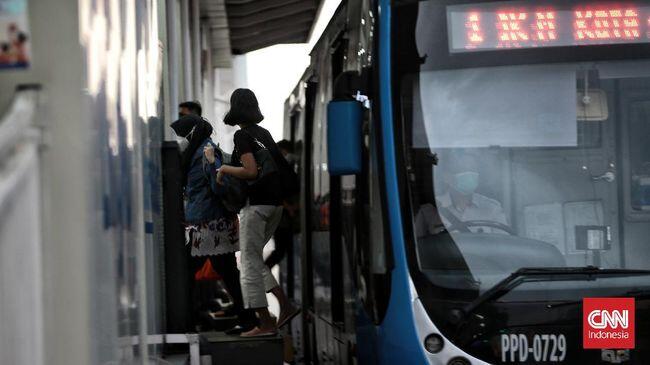 Penumpang Tewas Tertabrak Transjakarta, CCTV Diserahkan ke Polisi