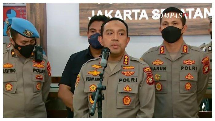 Keluarga Brigadir J Menduga Kapolres Jaksel Ikut Merekayasa Kasus Penembakan di