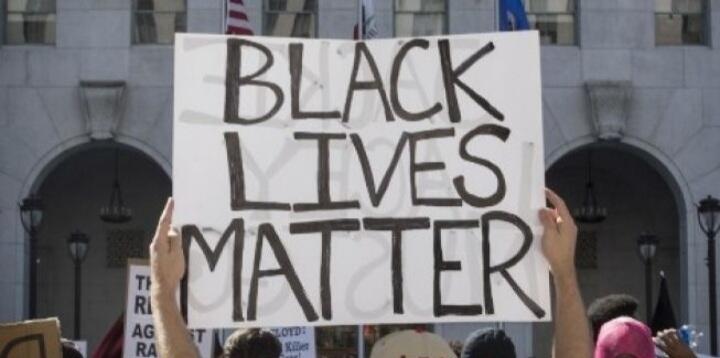 Warga Kulit Hitam yang Ditembak Polisi Kulit Putih, Bentuk Rasismekah? #KamisKriminal