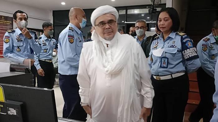 Habib Rizieq Bebas, 2024 Memanas!