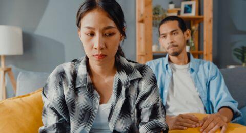 Pernah Ada History Kini Hanya Saling Intip Story? Ini Kerugian Sepelekan Hubungan