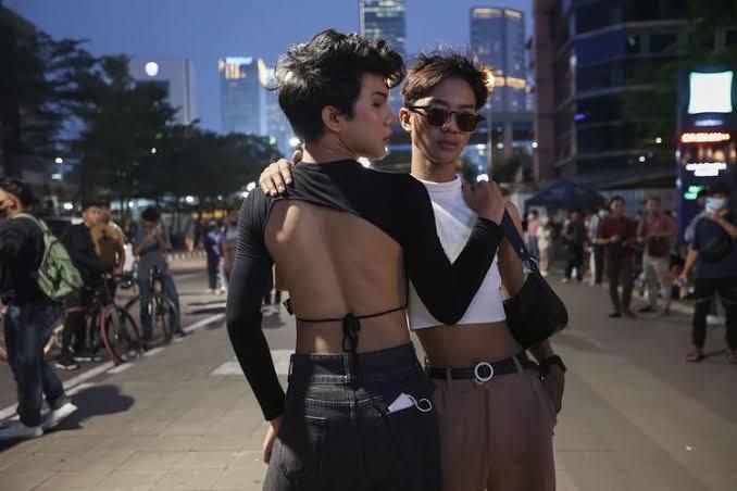 KONTROVERSI ! Para Pria Kemayu dan Isu 'LGBT' Di Pusaran Citayam Fashion Week !