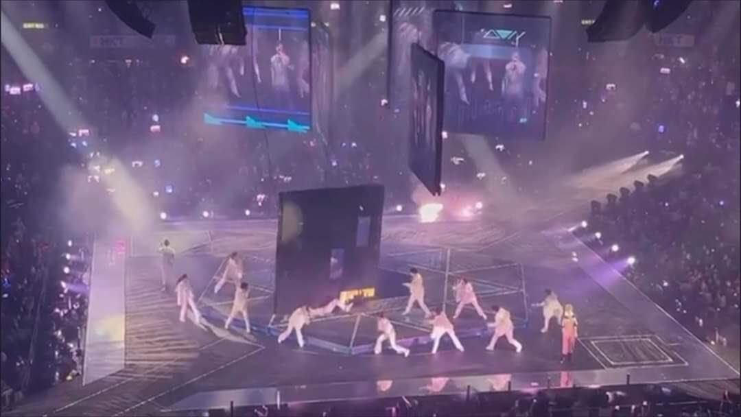 Seorang Dancer Tertimpa Layar Raksasa di Konser Mirror Hongkong, Videonya Bikin Ngilu