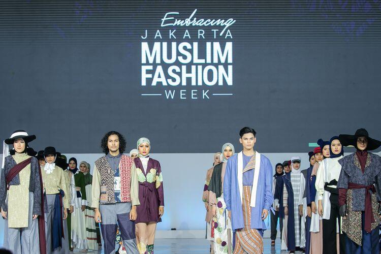 Terinspirasi dari CFW, Ustaz Yusuf Mansyur Ingin Adakan Pesantren Fashion Week