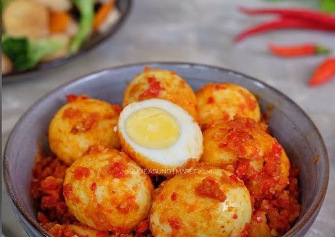 5 Makanan Yang Sering Muncul Di BERKAT Pengajian. Kalian Pernah Dapet Yang Apa Aja? 