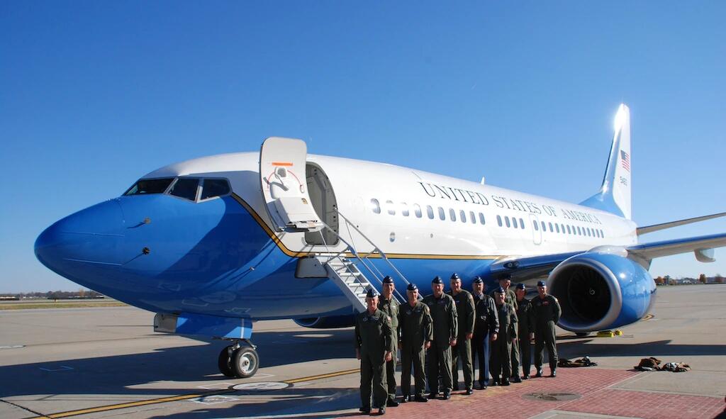 Boeing C-40C SPAR 19 - Pesawat yang Digunakan Nancy Pelosi Saat Kunjungan ke Taiwan