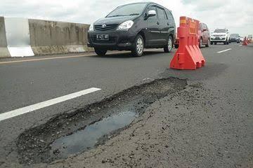 Hal Apa yang Bikin Kamu Jadi 'ilfil' Dengan Jalan Tol, Gan? 