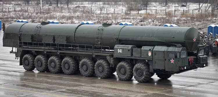 Kendaraan Latih Pengemudi Pembawa ICBM Rusia Mengalami Kecelakaan, Bagaimana Bisa ?