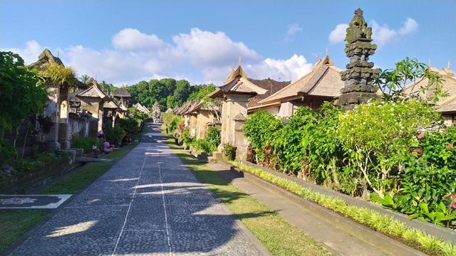 Bali Dihina Senator Australia, Sandiaga Uno Meradang