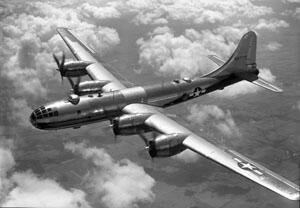 6 Agustus 1945: B-29 'Enola Gay' Menjatuhkan Bom Atom Untuk Pertama Kali di Hiroshima