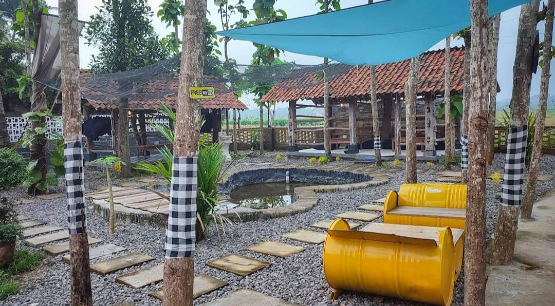 10 Coffe Shop &amp; Resto di Sleman Yang Kece Abis