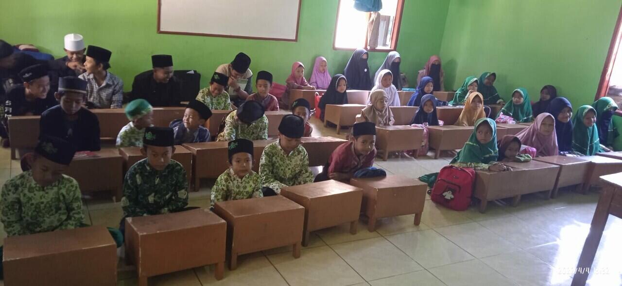 Mari Bangun Asrama Untuk 80 Santri di Pondok Pesantren Az-Zahra