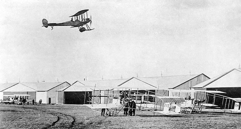 RAF Montrose - Kisah Pangkalan Udara Pertama Inggris yang Berhantu