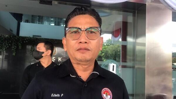 LPSK Ungkap Ada Amplop Tebal dari 'Bapak' Usai Bertemu Sambo, tapi Ditolak