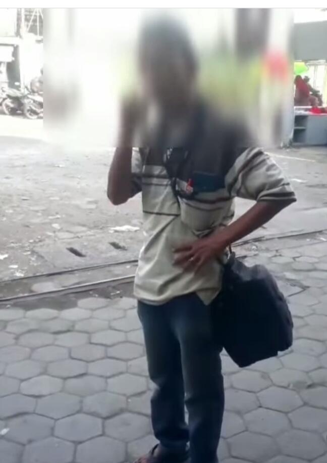 Lakukan Pelecehan Kepada Bocah Perempuan Di Muka Umum, Pria Ini Marah Saat Ditegur 