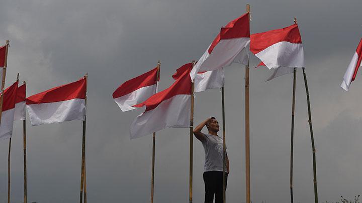 Perjuangan Kibarkan Merah Putih yang Bikin Haru, Bukti Jiwa Nasionalisme Tinggi