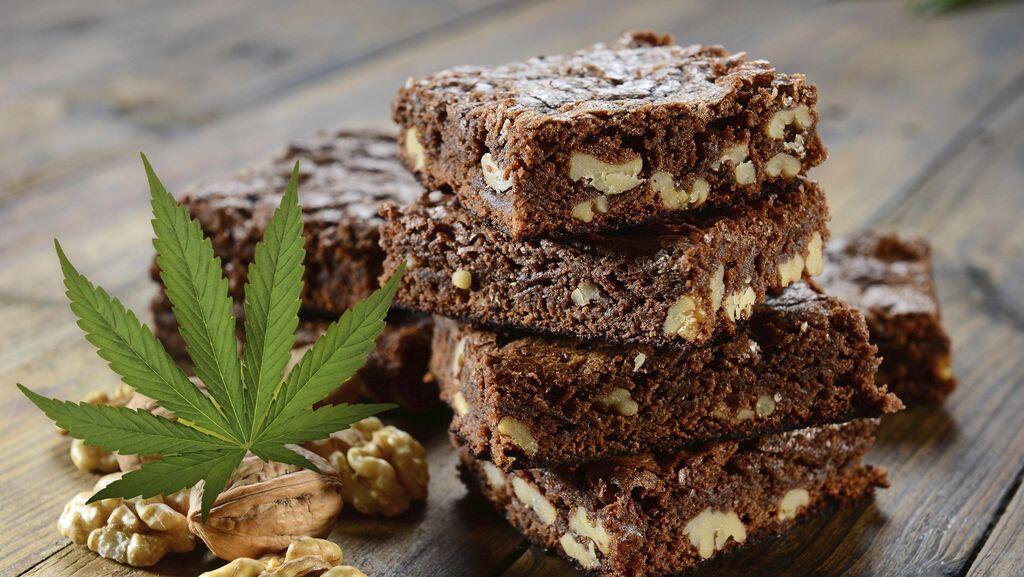 Waduh, Guru ini Bawa Brownies Bercampur Ganja Buat Kudapan di Sekolah 