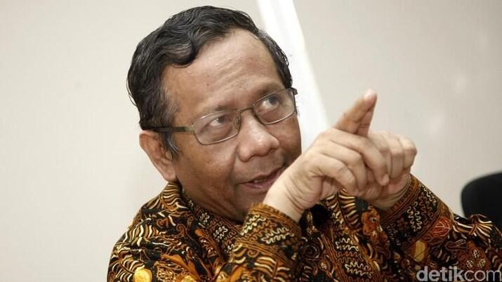 Terlanjur Pinjam di Pinjol Ilegal, Mahfud MD: Jangan Bayar
