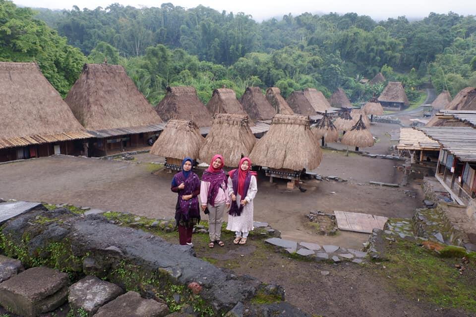 Desa Bena, Gratis Kelilingi Desa Zaman Batu di Bajawa