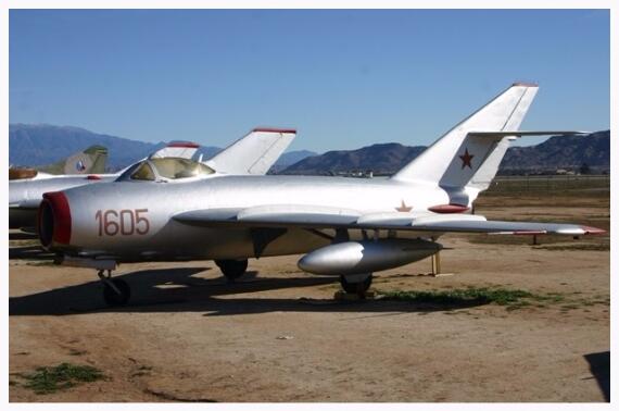 Perang Vietnam: Panggung Untuk Mempermalukan MiG-17