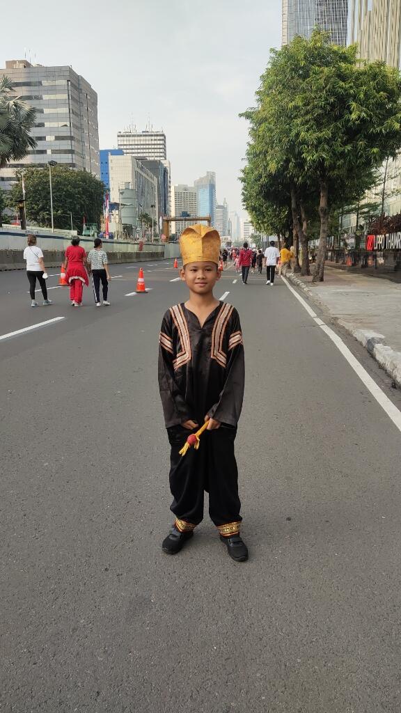 Pengalaman TS Nonton Parade, Rasanya Enjoy Banget!