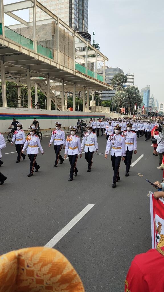 Pengalaman TS Nonton Parade, Rasanya Enjoy Banget!