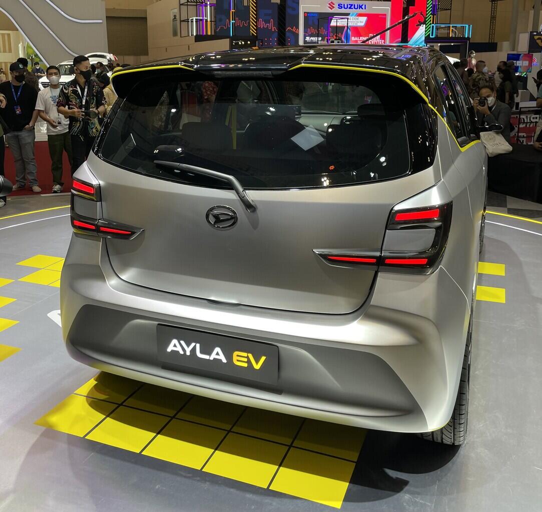Daihatsu Pamerkan Konsep Ayla EV di GIIAS 2022