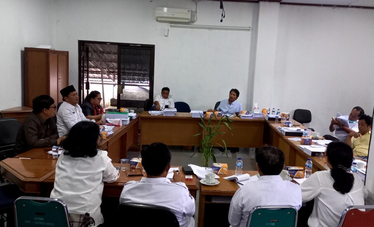 Tenaga Guru Minim, Ada Sekolah di Tana Toraja Yang Gurunya Mengajar Tiga Kelas