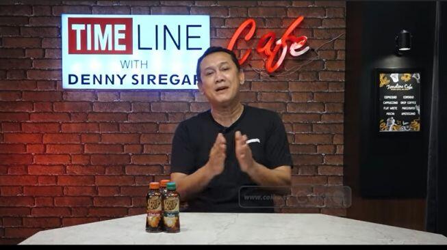 Profil Denny Siregar, Produser Sekaligus Penulis Film Sayap Sayap Patah Ismail