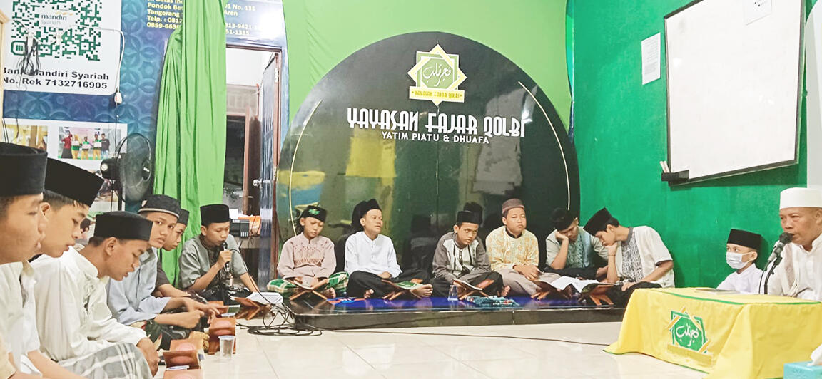 BANTU BIAYA PENDIDIKAN ANAK YATIM PIATU DAN DUA'FA