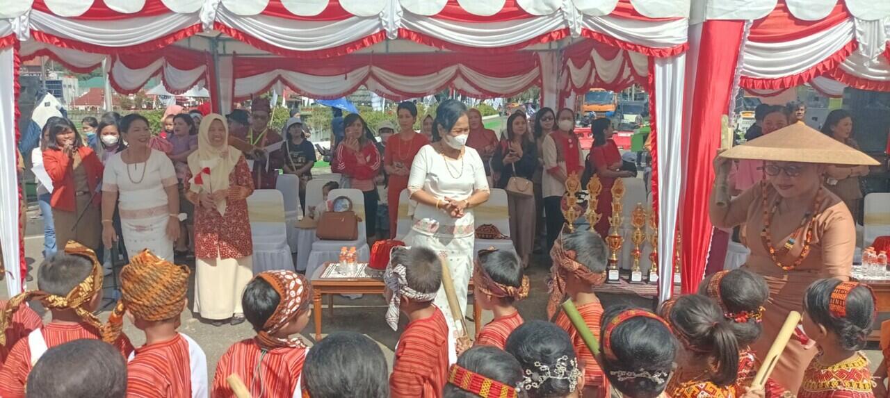 Ribuan Anak PAUD di Tana Toraja Ikut Karnaval Pakaian Adat